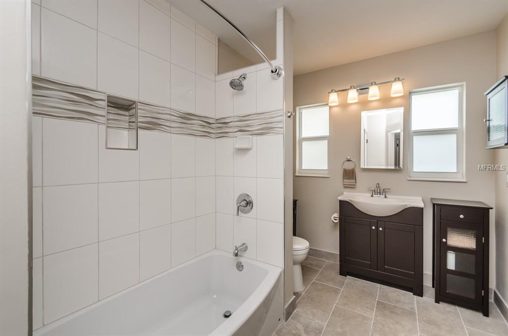 1867 EAST DRIVE, CLEARWATER, Florida 33755, 2 Bedrooms Bedrooms, 3 Rooms Rooms,2 BathroomsBathrooms,Residential,For sale,EAST,U7845201