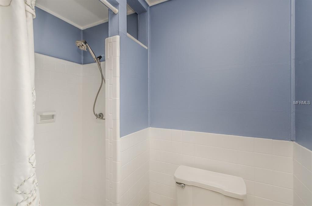 1867 EAST DRIVE, CLEARWATER, Florida 33755, 2 Bedrooms Bedrooms, 3 Rooms Rooms,2 BathroomsBathrooms,Residential,For sale,EAST,U7845201