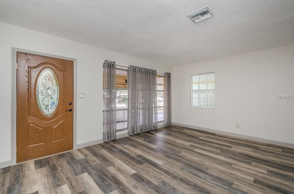 1867 EAST DRIVE, CLEARWATER, Florida 33755, 2 Bedrooms Bedrooms, 3 Rooms Rooms,2 BathroomsBathrooms,Residential,For sale,EAST,U7845201