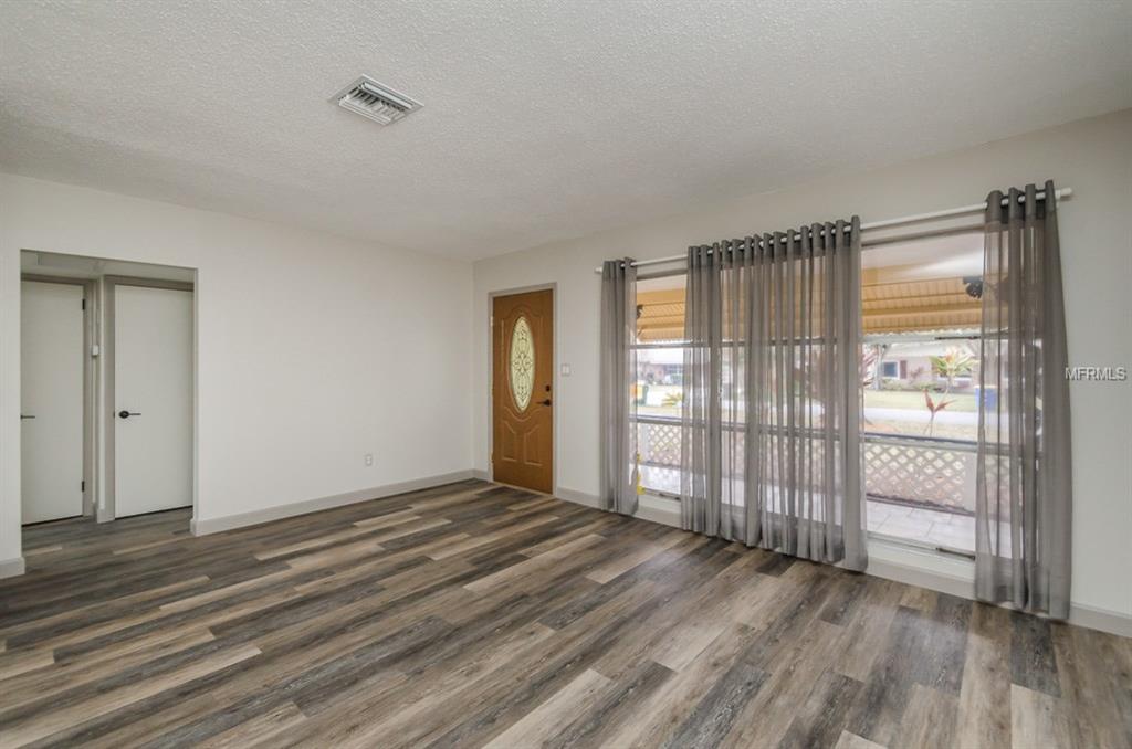 1867 EAST DRIVE, CLEARWATER, Florida 33755, 2 Bedrooms Bedrooms, 3 Rooms Rooms,2 BathroomsBathrooms,Residential,For sale,EAST,U7845201