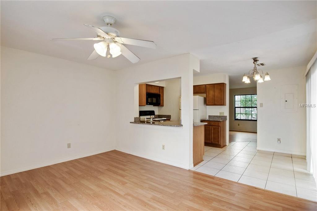 16523 LAKE BRIGADOON CIRCLE, TAMPA, Florida 33618, 2 Bedrooms Bedrooms, 5 Rooms Rooms,2 BathroomsBathrooms,Residential,For sale,LAKE BRIGADOON,T2926662