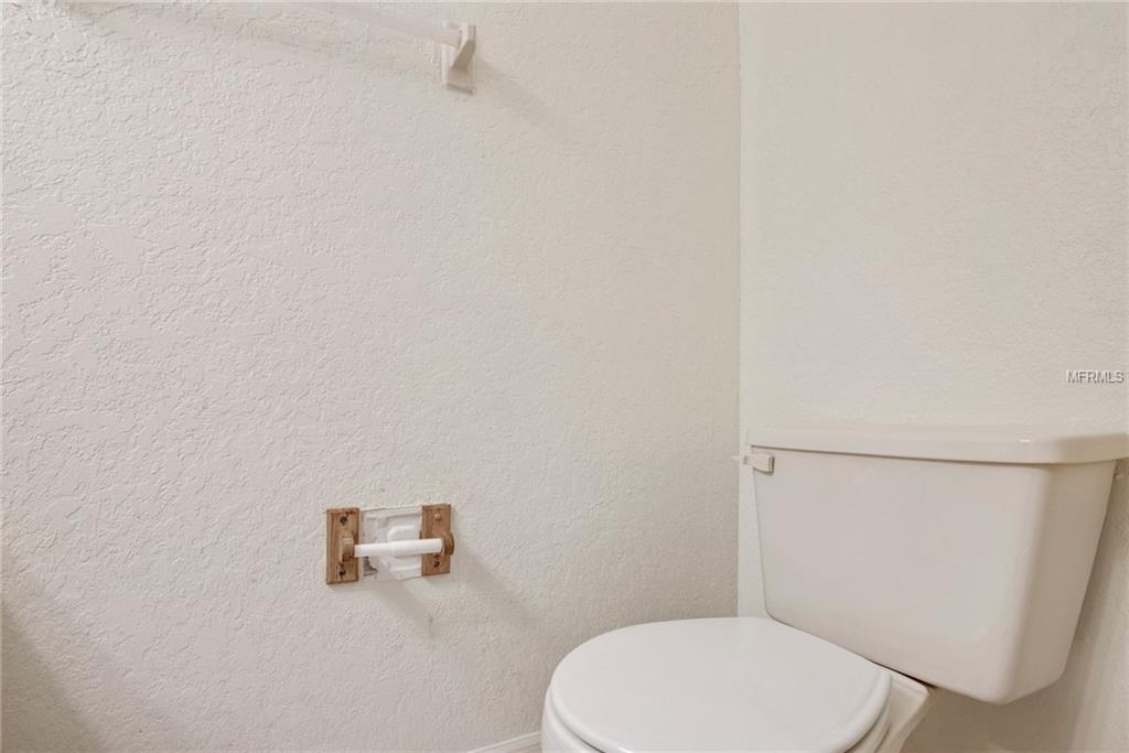 16523 LAKE BRIGADOON CIRCLE, TAMPA, Florida 33618, 2 Bedrooms Bedrooms, 5 Rooms Rooms,2 BathroomsBathrooms,Residential,For sale,LAKE BRIGADOON,T2926662