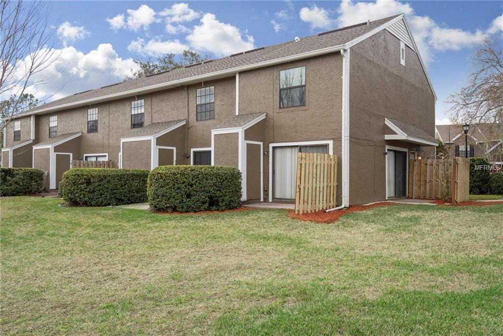 16523 LAKE BRIGADOON CIRCLE, TAMPA, Florida 33618, 2 Bedrooms Bedrooms, 5 Rooms Rooms,2 BathroomsBathrooms,Residential,For sale,LAKE BRIGADOON,T2926662