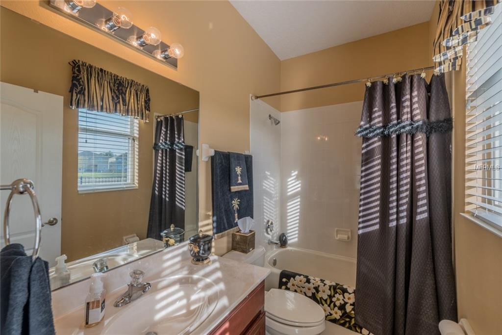 952 HOME GROVE DRIVE, WINTER GARDEN, Florida 34787, 5 Bedrooms Bedrooms, 3 Rooms Rooms,4 BathroomsBathrooms,Residential,For sale,HOME GROVE,O5560539