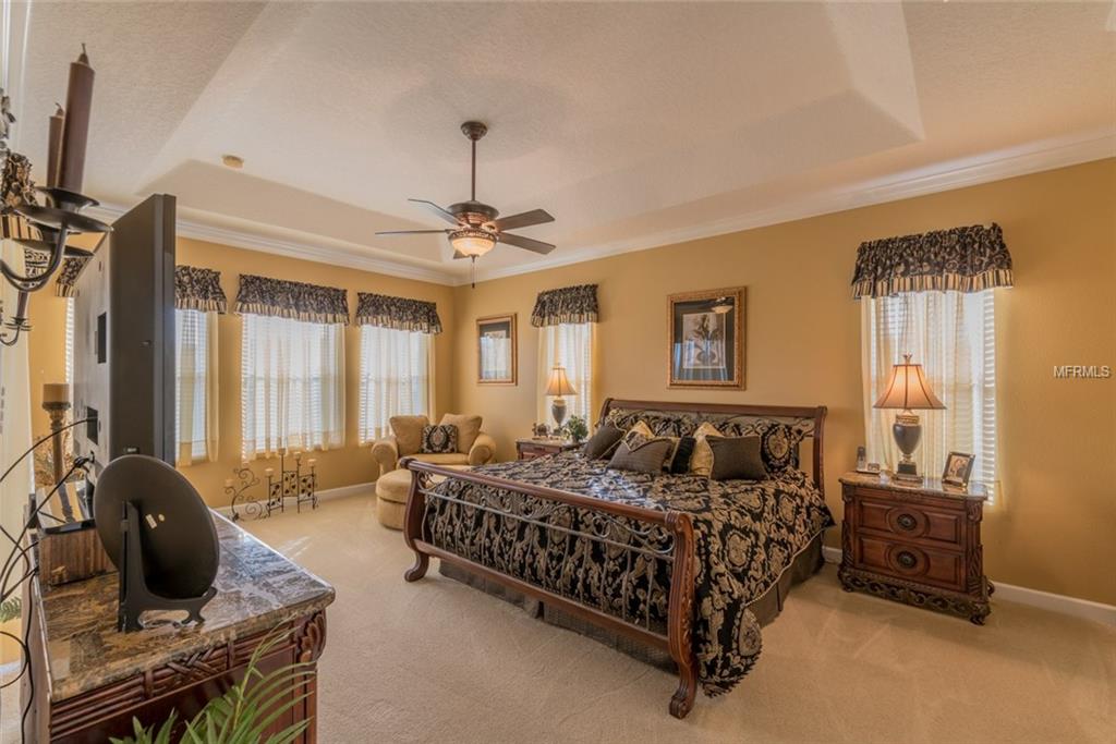 952 HOME GROVE DRIVE, WINTER GARDEN, Florida 34787, 5 Bedrooms Bedrooms, 3 Rooms Rooms,4 BathroomsBathrooms,Residential,For sale,HOME GROVE,O5560539