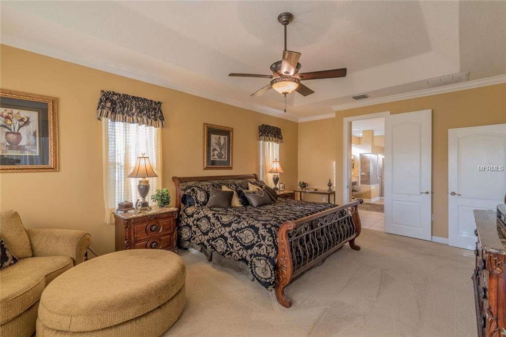 952 HOME GROVE DRIVE, WINTER GARDEN, Florida 34787, 5 Bedrooms Bedrooms, 3 Rooms Rooms,4 BathroomsBathrooms,Residential,For sale,HOME GROVE,O5560539