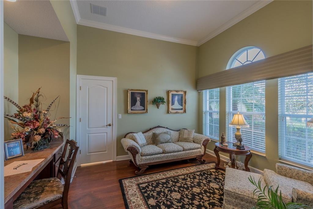 952 HOME GROVE DRIVE, WINTER GARDEN, Florida 34787, 5 Bedrooms Bedrooms, 3 Rooms Rooms,4 BathroomsBathrooms,Residential,For sale,HOME GROVE,O5560539