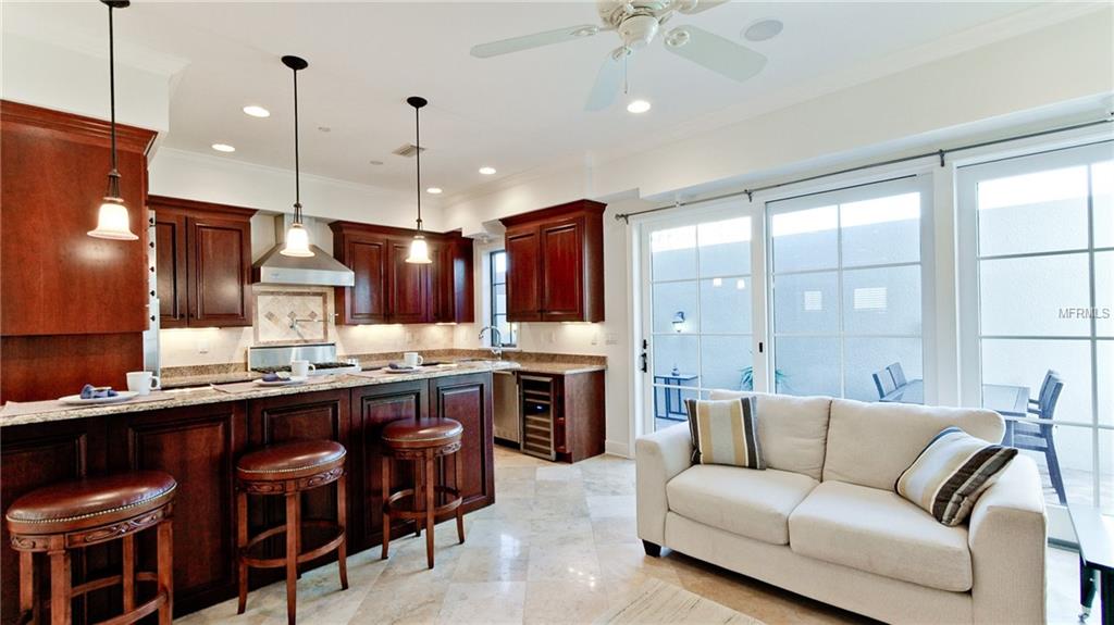 1537 OAK STREET, SARASOTA, Florida 34236, 3 Bedrooms Bedrooms, 6 Rooms Rooms,2 BathroomsBathrooms,Residential,For sale,OAK,A4209409