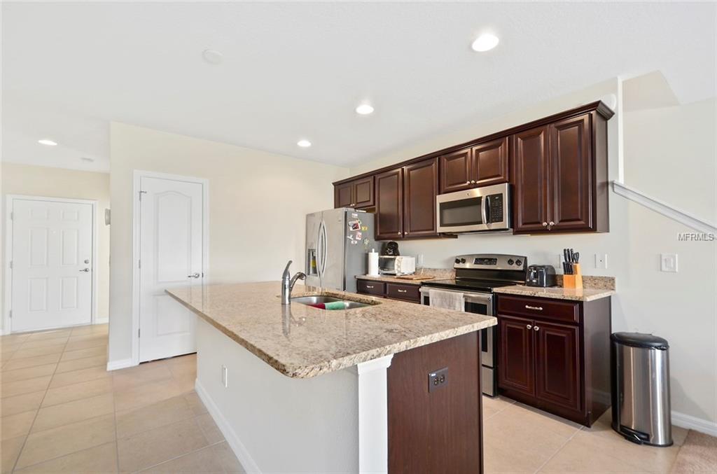 600 NORTHERN WAY, WINTER SPRINGS, Florida 32708, 3 Bedrooms Bedrooms, 5 Rooms Rooms,3 BathroomsBathrooms,Residential,For sale,NORTHERN,O5561174