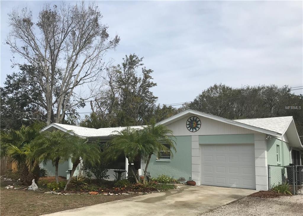 204 ALGIERS DRIVE, VENICE, Florida 34293, 3 Bedrooms Bedrooms, 7 Rooms Rooms,2 BathroomsBathrooms,Residential,For sale,ALGIERS,N5916382