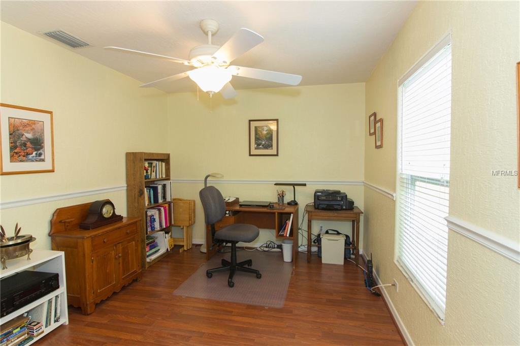 204 ALGIERS DRIVE, VENICE, Florida 34293, 3 Bedrooms Bedrooms, 7 Rooms Rooms,2 BathroomsBathrooms,Residential,For sale,ALGIERS,N5916382