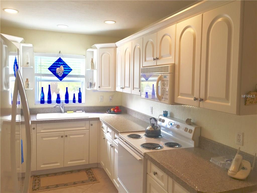 204 ALGIERS DRIVE, VENICE, Florida 34293, 3 Bedrooms Bedrooms, 7 Rooms Rooms,2 BathroomsBathrooms,Residential,For sale,ALGIERS,N5916382