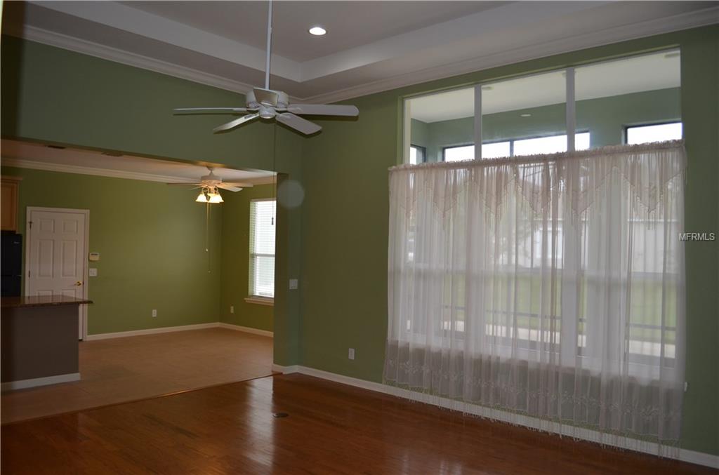 214 WESTCOTT COURT, DELAND, Florida 32724, 3 Bedrooms Bedrooms, 9 Rooms Rooms,3 BathroomsBathrooms,Residential,For sale,WESTCOTT,O5530191