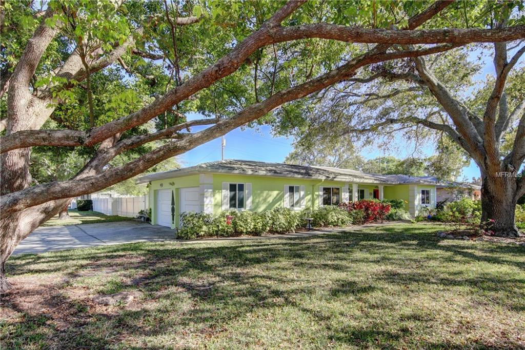 1723 INDIAN ROCKS ROAD, BELLEAIR, Florida 33756, 3 Bedrooms Bedrooms, 3 Rooms Rooms,2 BathroomsBathrooms,Residential,For sale,INDIAN ROCKS,U7837467