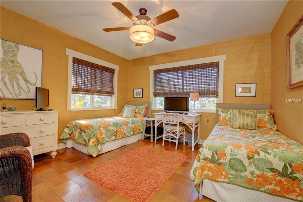 1723 INDIAN ROCKS ROAD, BELLEAIR, Florida 33756, 3 Bedrooms Bedrooms, 3 Rooms Rooms,2 BathroomsBathrooms,Residential,For sale,INDIAN ROCKS,U7837467