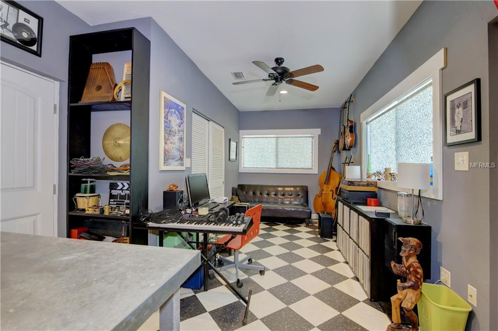 1723 INDIAN ROCKS ROAD, BELLEAIR, Florida 33756, 3 Bedrooms Bedrooms, 3 Rooms Rooms,2 BathroomsBathrooms,Residential,For sale,INDIAN ROCKS,U7837467