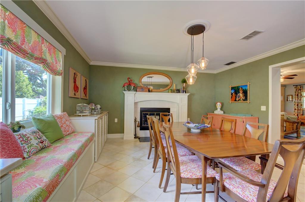 1723 INDIAN ROCKS ROAD, BELLEAIR, Florida 33756, 3 Bedrooms Bedrooms, 3 Rooms Rooms,2 BathroomsBathrooms,Residential,For sale,INDIAN ROCKS,U7837467