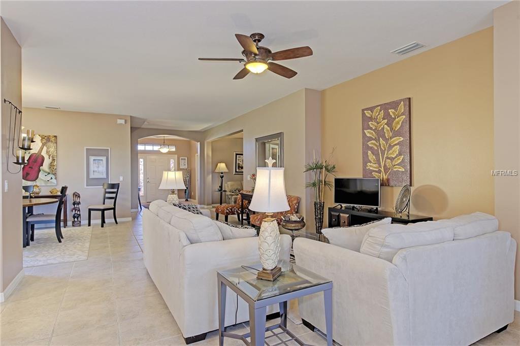 1398 MASENO DRIVE, VENICE, Florida 34292, 2 Bedrooms Bedrooms, 8 Rooms Rooms,2 BathroomsBathrooms,Residential,For sale,MASENO,N5915765