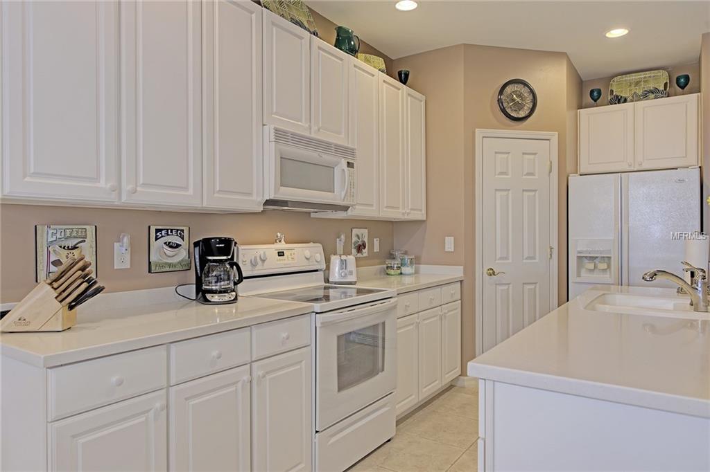 1398 MASENO DRIVE, VENICE, Florida 34292, 2 Bedrooms Bedrooms, 8 Rooms Rooms,2 BathroomsBathrooms,Residential,For sale,MASENO,N5915765