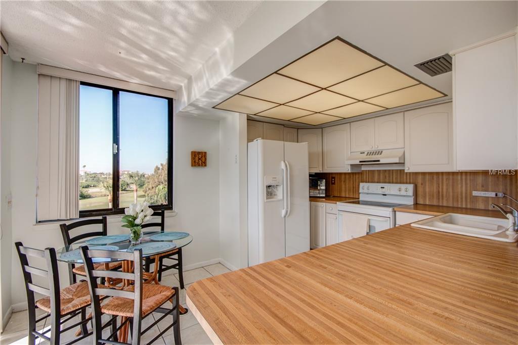 6269 PALMA DEL MAR BOULEVARD S, ST PETERSBURG, Florida 33715, 2 Bedrooms Bedrooms, 3 Rooms Rooms,2 BathroomsBathrooms,Residential,For sale,PALMA DEL MAR,U7843981