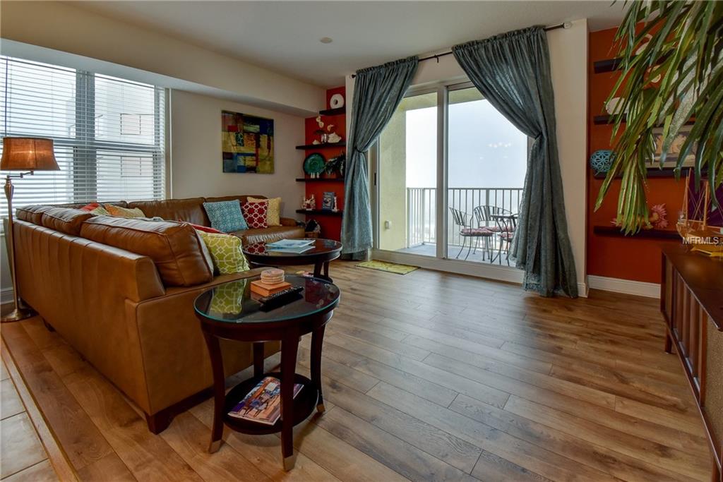 628 CLEVELAND STREET, CLEARWATER, Florida 33755, 1 Bedroom Bedrooms, 4 Rooms Rooms,2 BathroomsBathrooms,Residential,For sale,CLEVELAND,U7844666