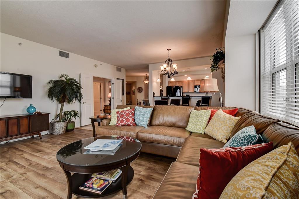 628 CLEVELAND STREET, CLEARWATER, Florida 33755, 1 Bedroom Bedrooms, 4 Rooms Rooms,2 BathroomsBathrooms,Residential,For sale,CLEVELAND,U7844666