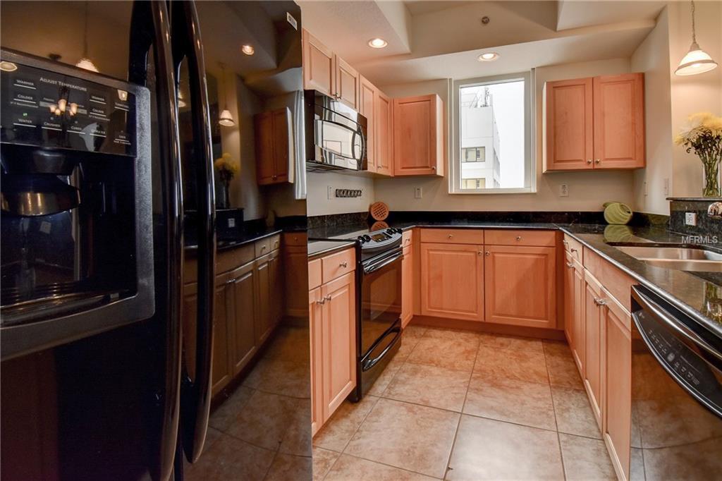 628 CLEVELAND STREET, CLEARWATER, Florida 33755, 1 Bedroom Bedrooms, 4 Rooms Rooms,2 BathroomsBathrooms,Residential,For sale,CLEVELAND,U7844666