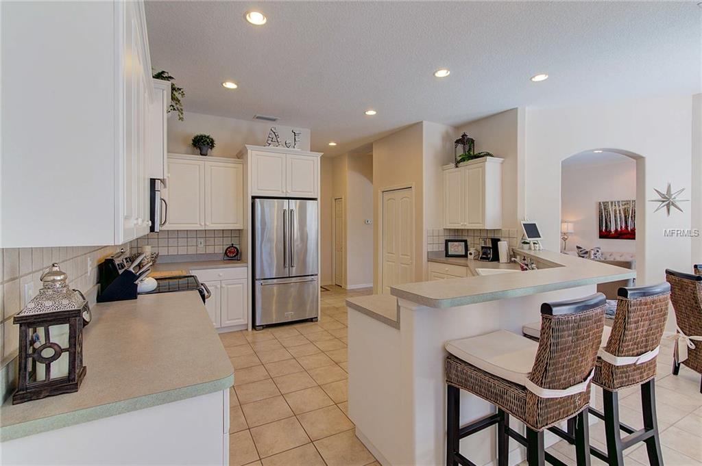 2260 VINTAGE STREET, SARASOTA, Florida 34240, 3 Bedrooms Bedrooms, 7 Rooms Rooms,2 BathroomsBathrooms,Residential,For sale,VINTAGE,A4208579