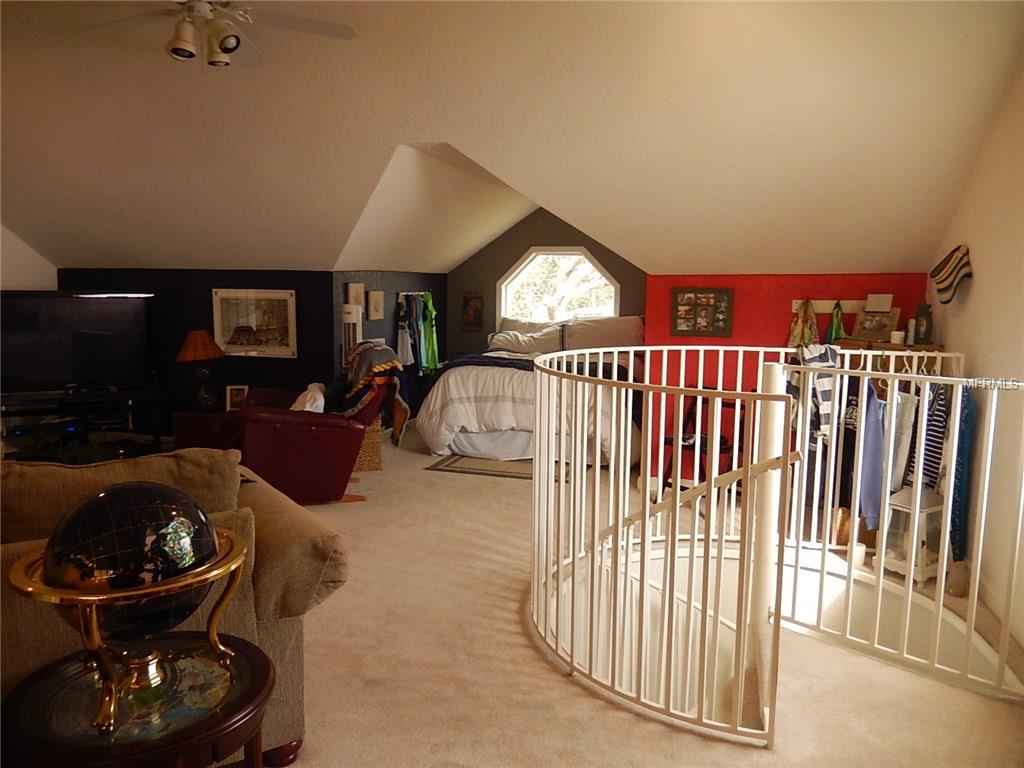 1821 LAKEVIEW ROAD, CLEARWATER, Florida 33764, 4 Bedrooms Bedrooms, 8 Rooms Rooms,3 BathroomsBathrooms,Residential,For sale,LAKEVIEW,U7846452