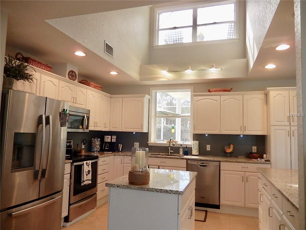 1821 LAKEVIEW ROAD, CLEARWATER, Florida 33764, 4 Bedrooms Bedrooms, 8 Rooms Rooms,3 BathroomsBathrooms,Residential,For sale,LAKEVIEW,U7846452