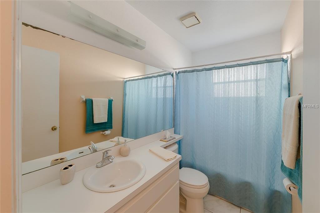 9142 DUBOIS BOULEVARD, ORLANDO, Florida 32825, 2 Bedrooms Bedrooms, 5 Rooms Rooms,2 BathroomsBathrooms,Residential,For sale,DUBOIS,O5561176