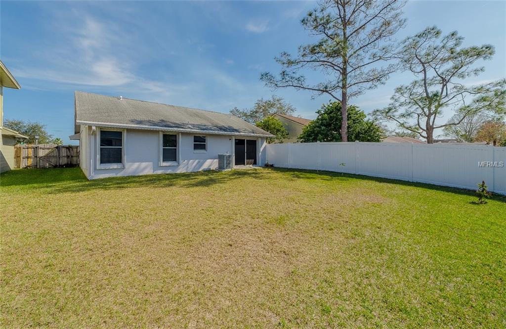 9142 DUBOIS BOULEVARD, ORLANDO, Florida 32825, 2 Bedrooms Bedrooms, 5 Rooms Rooms,2 BathroomsBathrooms,Residential,For sale,DUBOIS,O5561176
