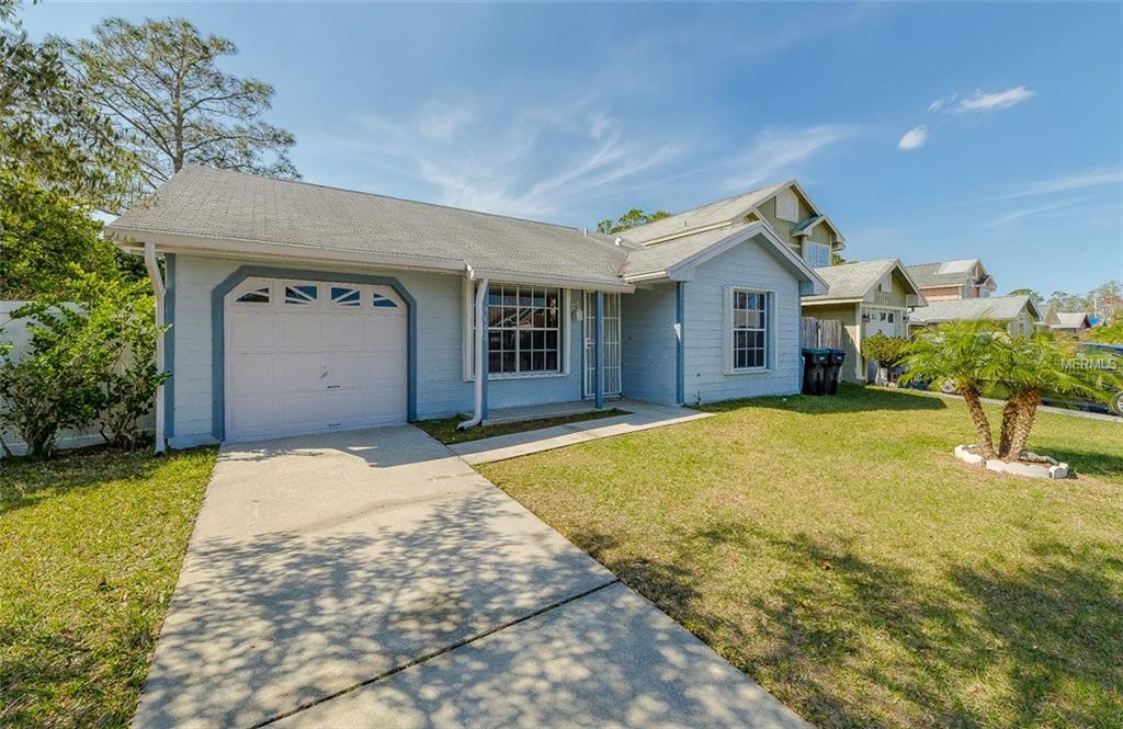 9142 DUBOIS BOULEVARD, ORLANDO, Florida 32825, 2 Bedrooms Bedrooms, 5 Rooms Rooms,2 BathroomsBathrooms,Residential,For sale,DUBOIS,O5561176