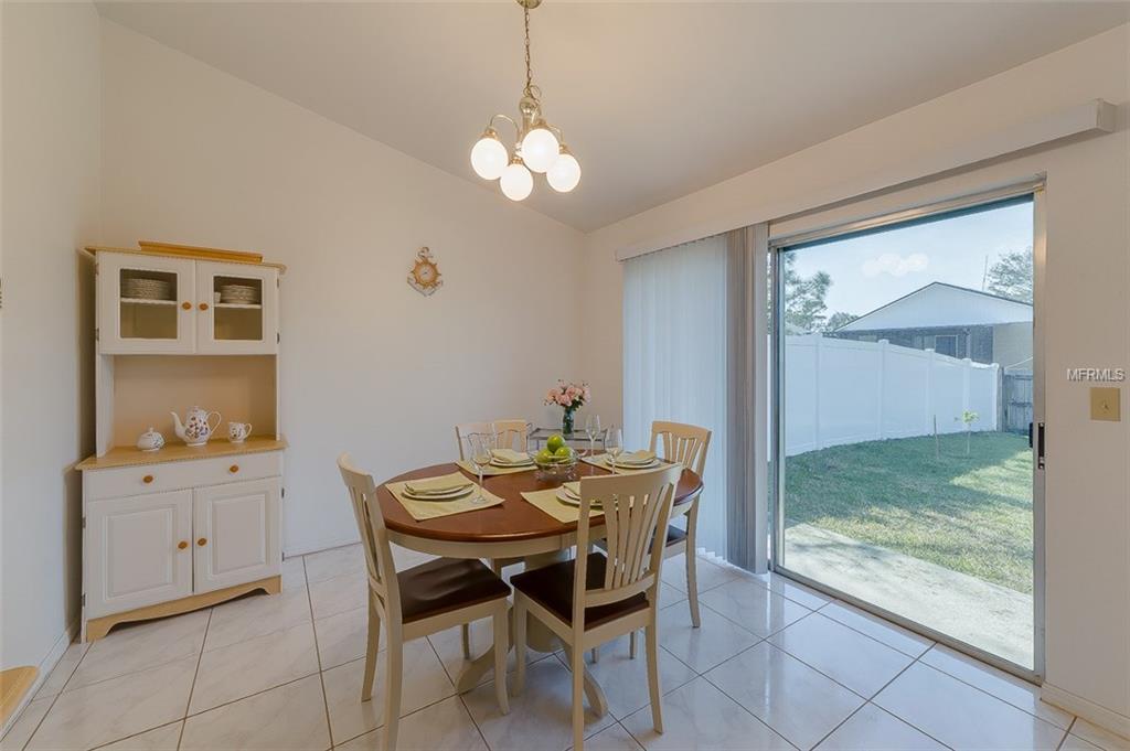 9142 DUBOIS BOULEVARD, ORLANDO, Florida 32825, 2 Bedrooms Bedrooms, 5 Rooms Rooms,2 BathroomsBathrooms,Residential,For sale,DUBOIS,O5561176