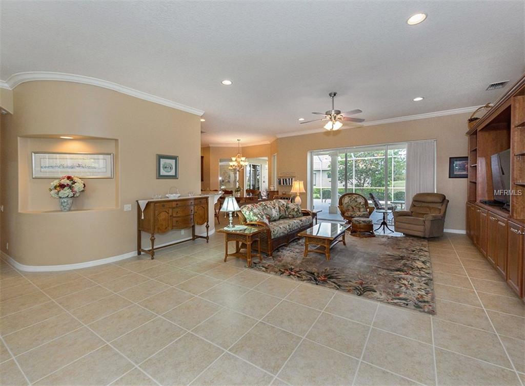 832 AMARYLLIS LANE, VENICE, Florida 34292, 4 Bedrooms Bedrooms, 9 Rooms Rooms,3 BathroomsBathrooms,Residential,For sale,AMARYLLIS,N5914631