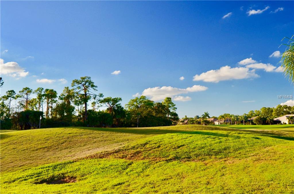 832 AMARYLLIS LANE, VENICE, Florida 34292, 4 Bedrooms Bedrooms, 9 Rooms Rooms,3 BathroomsBathrooms,Residential,For sale,AMARYLLIS,N5914631