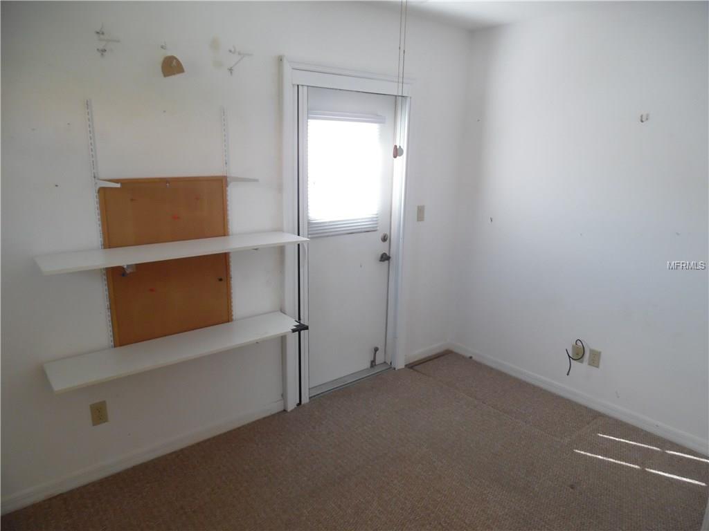 441 BAYNARD DRIVE, VENICE, Florida 34285, 3 Bedrooms Bedrooms, 10 Rooms Rooms,2 BathroomsBathrooms,Residential,For sale,BAYNARD,N5915507