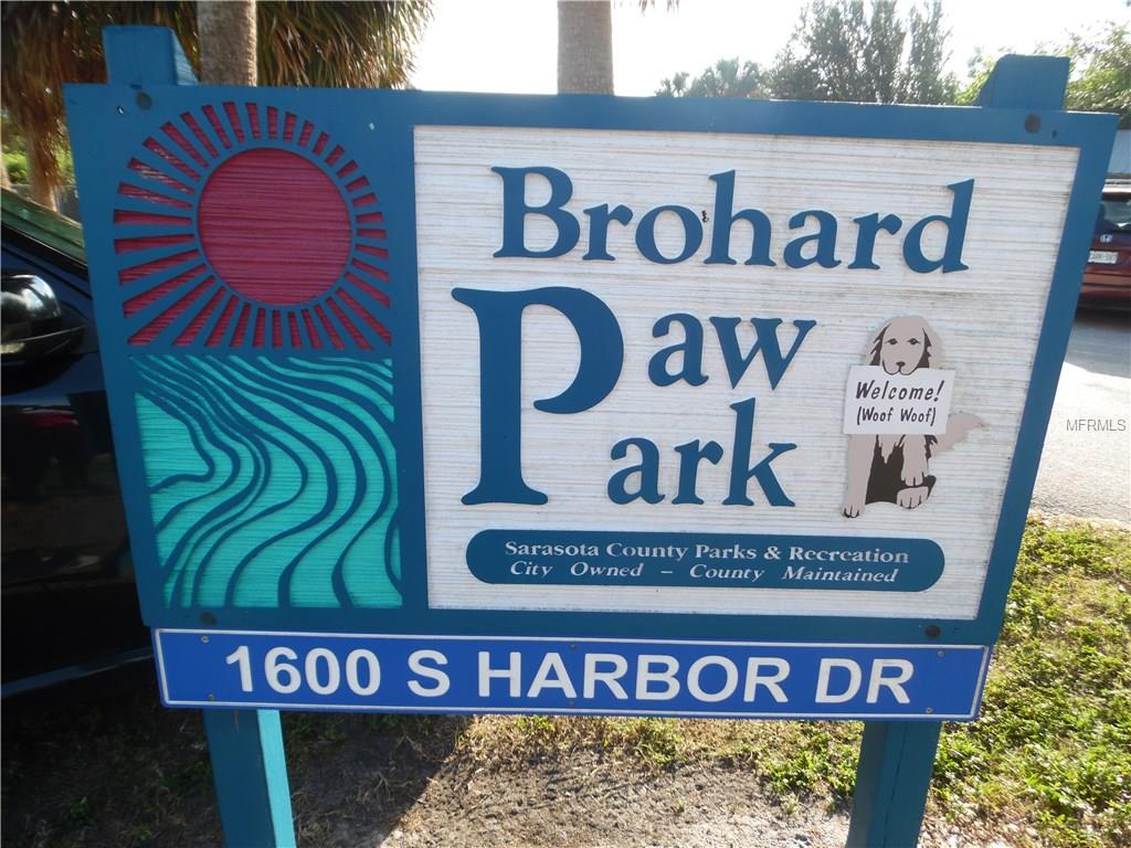 441 BAYNARD DRIVE, VENICE, Florida 34285, 3 Bedrooms Bedrooms, 10 Rooms Rooms,2 BathroomsBathrooms,Residential,For sale,BAYNARD,N5915507