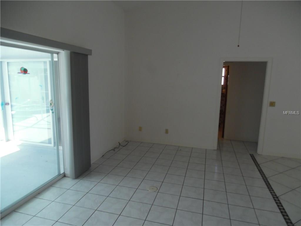 441 BAYNARD DRIVE, VENICE, Florida 34285, 3 Bedrooms Bedrooms, 10 Rooms Rooms,2 BathroomsBathrooms,Residential,For sale,BAYNARD,N5915507