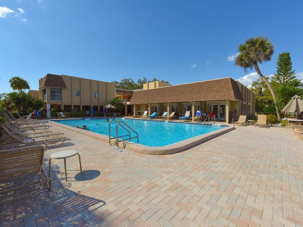 1330 GLEN OAKS DRIVE E, SARASOTA, Florida 34232, 2 Bedrooms Bedrooms, 4 Rooms Rooms,2 BathroomsBathrooms,Residential,For sale,GLEN OAKS,A4208580