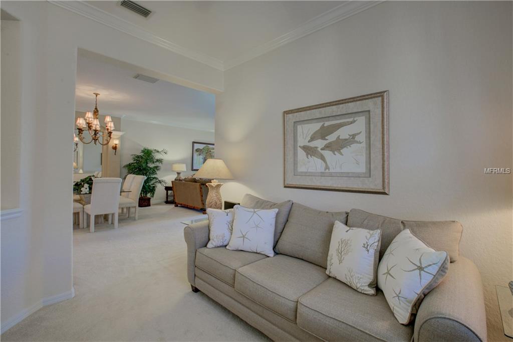 BRADENTON, Florida 34212, 2 Bedrooms Bedrooms, 6 Rooms Rooms,2 BathroomsBathrooms,Residential,For sale,A4209628