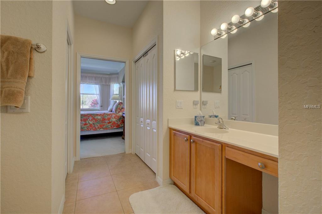 BRADENTON, Florida 34212, 2 Bedrooms Bedrooms, 6 Rooms Rooms,2 BathroomsBathrooms,Residential,For sale,A4209628