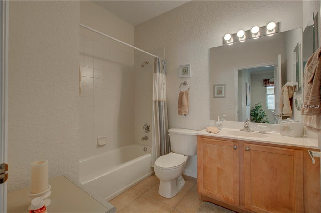 BRADENTON, Florida 34212, 2 Bedrooms Bedrooms, 6 Rooms Rooms,2 BathroomsBathrooms,Residential,For sale,A4209628