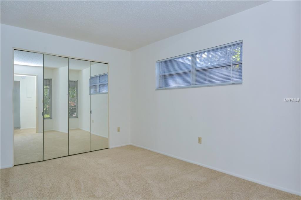 5068 VILLAGE GARDENS DRIVE, SARASOTA, Florida 34234, 2 Bedrooms Bedrooms, 5 Rooms Rooms,2 BathroomsBathrooms,Residential,For sale,VILLAGE GARDENS,A4210033