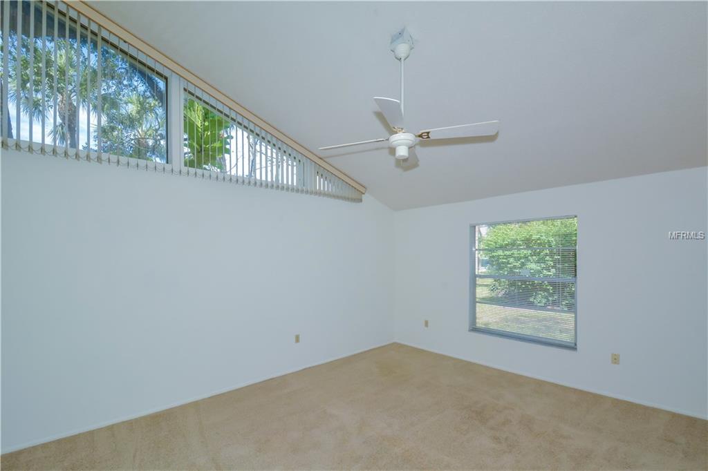 5068 VILLAGE GARDENS DRIVE, SARASOTA, Florida 34234, 2 Bedrooms Bedrooms, 5 Rooms Rooms,2 BathroomsBathrooms,Residential,For sale,VILLAGE GARDENS,A4210033