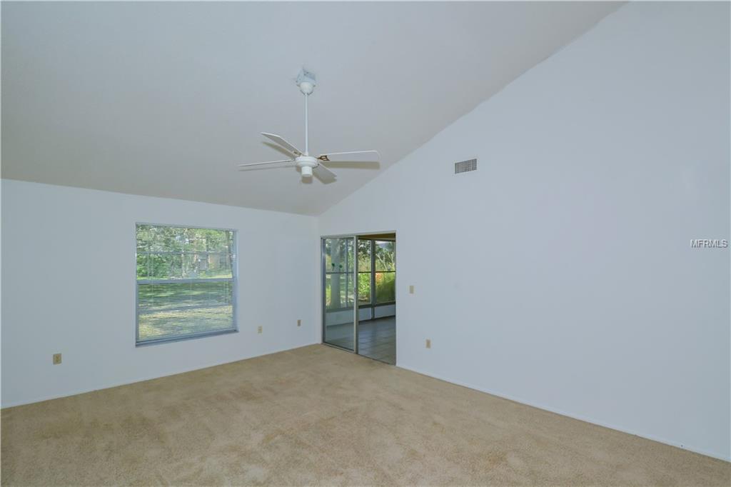 5068 VILLAGE GARDENS DRIVE, SARASOTA, Florida 34234, 2 Bedrooms Bedrooms, 5 Rooms Rooms,2 BathroomsBathrooms,Residential,For sale,VILLAGE GARDENS,A4210033