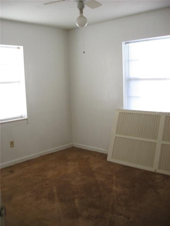 672 E NORMANDY BOULEVARD, DELTONA, Florida 32725, 3 Bedrooms Bedrooms, 5 Rooms Rooms,2 BathroomsBathrooms,Residential,For sale,NORMANDY,V4722946