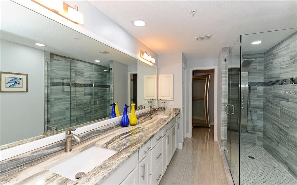 4410 WARREN AVENUE, PORT CHARLOTTE, Florida 33953, 4 Bedrooms Bedrooms, 6 Rooms Rooms,2 BathroomsBathrooms,Residential,For sale,WARREN,N5914344