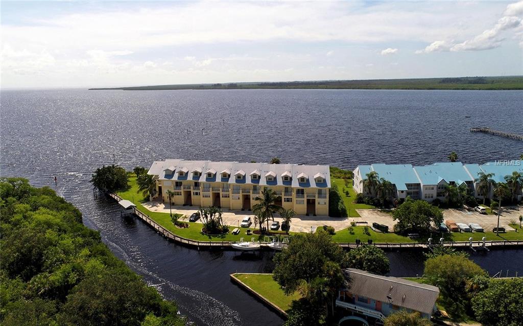 4410 WARREN AVENUE, PORT CHARLOTTE, Florida 33953, 4 Bedrooms Bedrooms, 6 Rooms Rooms,2 BathroomsBathrooms,Residential,For sale,WARREN,N5914344