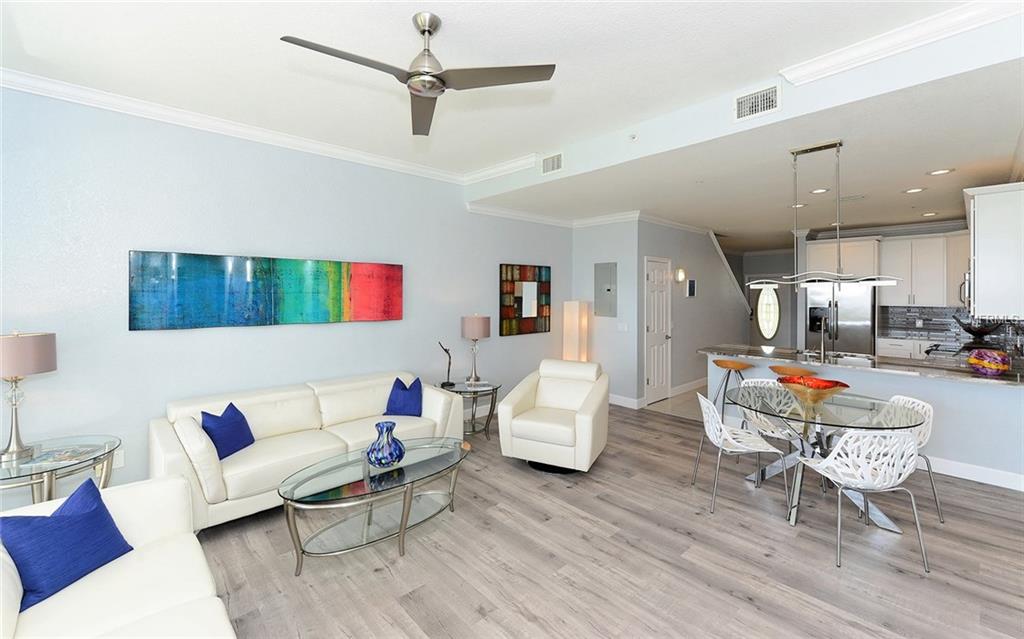 4410 WARREN AVENUE, PORT CHARLOTTE, Florida 33953, 4 Bedrooms Bedrooms, 6 Rooms Rooms,2 BathroomsBathrooms,Residential,For sale,WARREN,N5914344